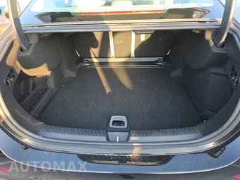 2025 Mercedes-Benz E 350 4MATIC Sedan - miniatura 23