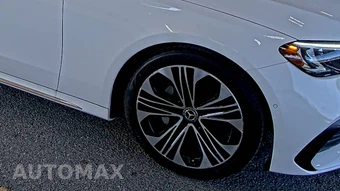 2025 Mercedes-Benz E 350 4MATIC Sedan - miniatura 8