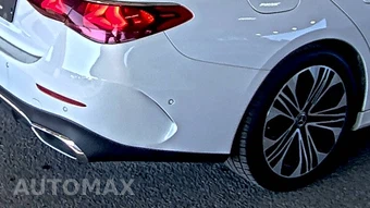 2025 Mercedes-Benz E 350 4MATIC Sedan - miniatura 9