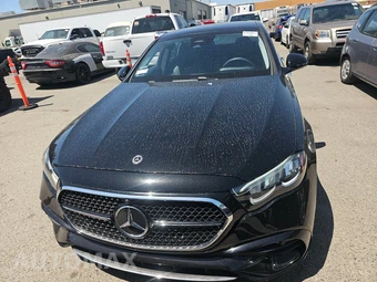 2025 Mercedes-Benz E 350 Sedan - miniatura 2