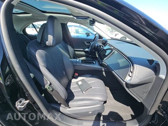2025 Mercedes-Benz E 350 Sedan - miniatura 8