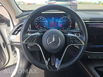 2025 Mercedes-Benz E 350 Sedan - miniatura 16