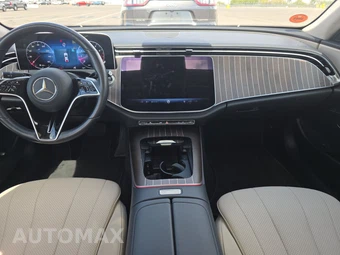 2025 Mercedes-Benz E 350 Sedan - miniatura 17