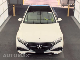 2025 Mercedes-Benz E 350 Sedan - miniatura 2