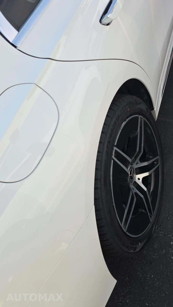 2025 Mercedes-Benz E 350 Sedan - miniatura 26