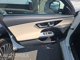 2025 Mercedes-Benz E 350 Sedan - miniatura 9