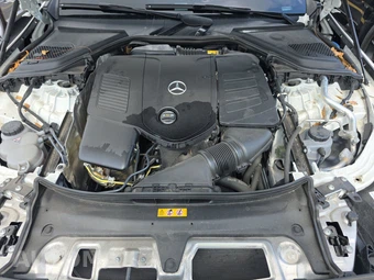 2025 Mercedes-Benz E 350 Sedan - miniatura 22