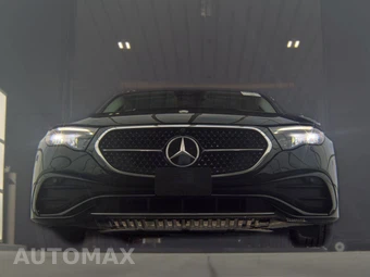 2025 Mercedes-Benz E 350 Sedan - miniatura 3