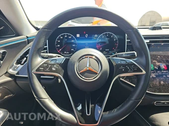 2025 Mercedes-Benz E 350 Sedan – miniatura 16