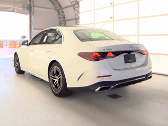 2025 Mercedes-Benz E 350 Sedan – miniatura 8