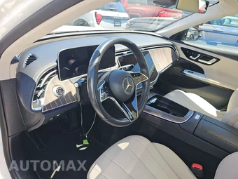 2025 Mercedes-Benz E 350 Sedan - miniatura 11