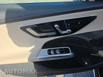 2025 Mercedes-Benz E 350 Sedan - miniatura 15