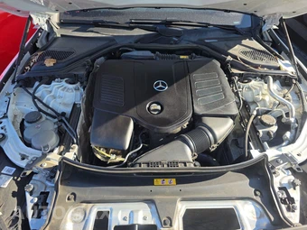 2025 Mercedes-Benz E 350 Sedan - miniatura 16