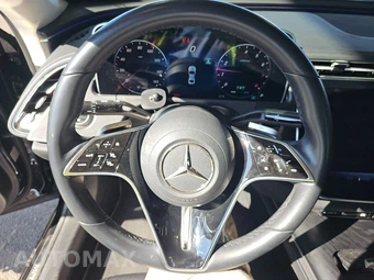 2025 Mercedes-Benz E 350 Sedan - miniatura 10