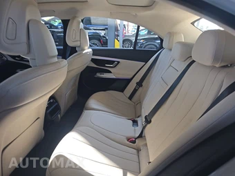 2025 Mercedes-Benz E 350 Sedan - miniatura 13