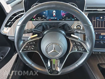 2025 Mercedes-Benz E 350 Sedan - miniatura 10