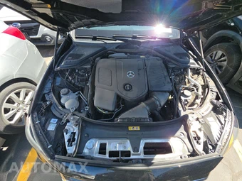 2025 Mercedes-Benz E 350 Sedan - miniatura 16