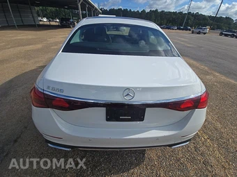2025 Mercedes-Benz E 350 Sedan - miniatura 5