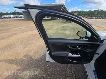 2025 Mercedes-Benz E 350 Sedan - miniatura 9