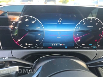 2025 Mercedes-Benz E 450 4MATIC Sedan - miniatura 12