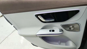 2025 Mercedes-Benz EQE 350+ Sedan - miniatura 31