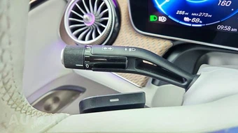 2025 Mercedes-Benz EQE 350+ Sedan - miniatura 40