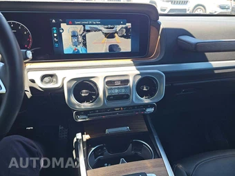 2025 Mercedes-Benz G 550 4MATIC - miniatura 9
