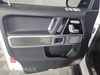 2025 Mercedes-Benz G 550 4MATIC - miniatura 9