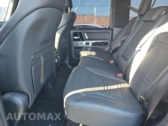 2025 Mercedes-Benz G 550 4MATIC - miniatura 13