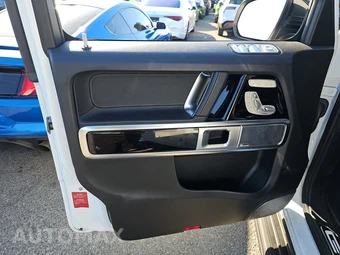 2025 Mercedes-Benz G 550 4MATIC - miniatura 9