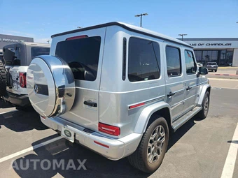 2025 Mercedes-Benz G 550 4MATIC - miniatura 3