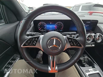 2025 Mercedes-Benz GLA 250 4MATIC - miniatura 16