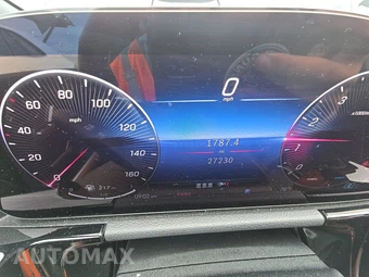 2025 Mercedes-Benz GLA 250 4MATIC - miniatura 18