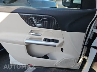 2025 Mercedes-Benz GLA 250 4MATIC – miniatura 15