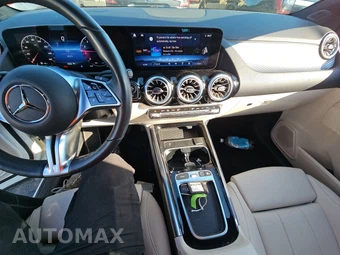 2025 Mercedes-Benz GLA 250 4MATIC – miniatura 17