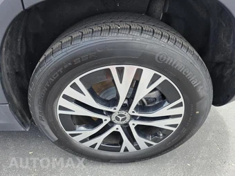 2025 Mercedes-Benz GLA 250 4MATIC – miniatura 11