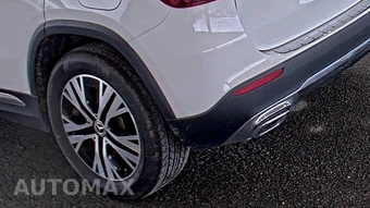 2025 Mercedes-Benz GLA 250 4MATIC - miniatura 10