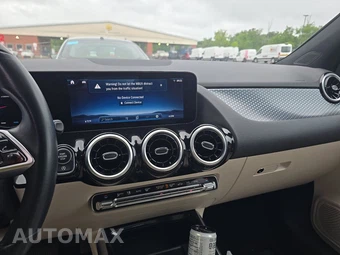 2025 Mercedes-Benz GLA 250 4MATIC - miniatura 16