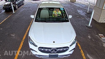 2025 Mercedes-Benz GLA 250 4MATIC - miniatura 2