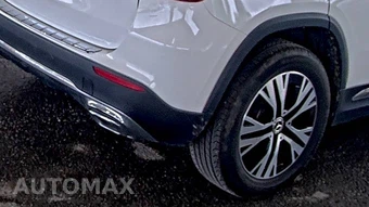 2025 Mercedes-Benz GLA 250 4MATIC - miniatura 9