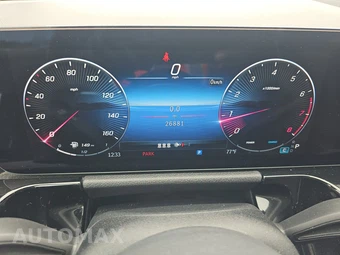 2025 Mercedes-Benz GLA 250 4MATIC - miniatura 18