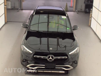 2025 Mercedes-Benz GLA 250 4MATIC - miniatura 2