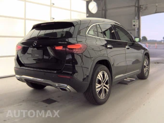 2025 Mercedes-Benz GLA 250 4MATIC - miniatura 5