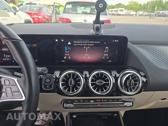 2025 Mercedes-Benz GLA 250 4MATIC - miniatura 16