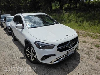 2025 Mercedes-Benz GLA 250 4MATIC - miniatura 23