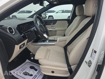 2025 Mercedes-Benz GLA 250 4MATIC - miniatura 13