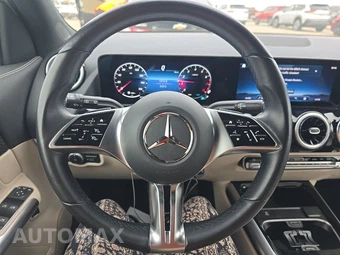 2025 Mercedes-Benz GLA 250 4MATIC - miniatura 16