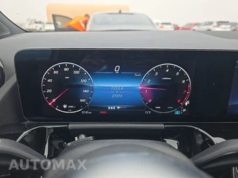 2025 Mercedes-Benz GLA 250 4MATIC - miniatura 18