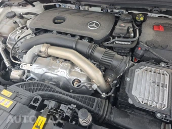 2025 Mercedes-Benz GLA 250 4MATIC - miniatura 22