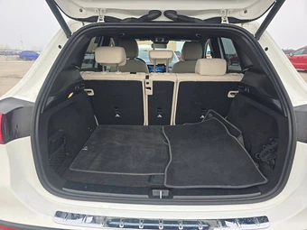 2025 Mercedes-Benz GLA 250 4MATIC - miniatura 23